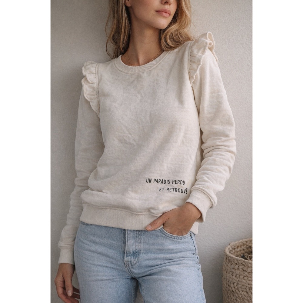 Clare V Sweatshirt XS Cream Ruffle Shoulder French Graphic Casual Cozy